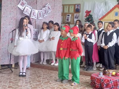 Коледно тържество, изпълнено с радост и празничен дух 4